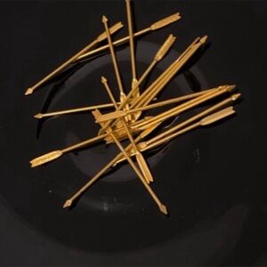 Set Of 12 Vintage Gold Tone Arrow Shaped Cocktail Picks. 3” Long.